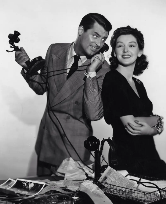 《女友礼拜五》：难以逾越的喜剧佳作