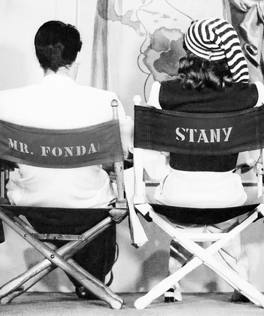 《淑女伊芙》：优雅年代的神经喜剧