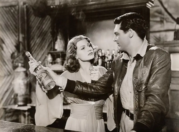 《唯有天使生双翼》：反映早期航运人生活的电影