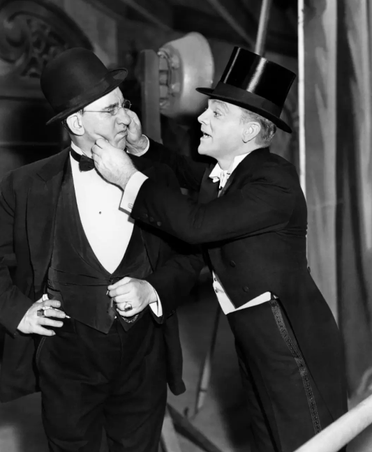 《胜利之歌》：富于美国主旋律色彩的人物传记片