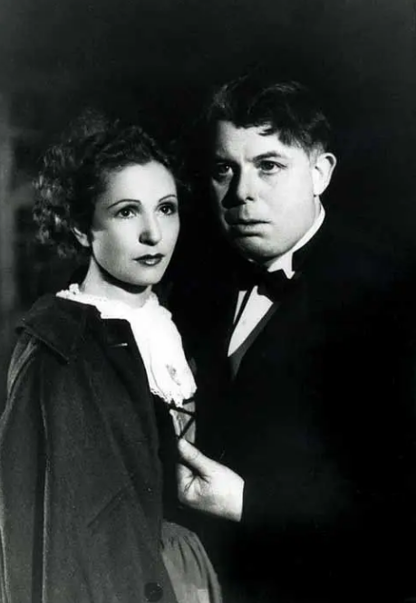 《游戏的规则》：闹剧演绎喜剧，喜剧包裹悲剧