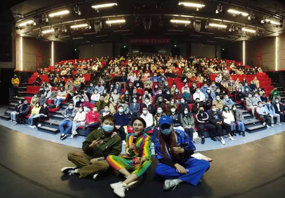 2022脱口秀《Xin仇旧恨》广州站时间、地点、门票