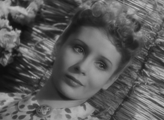 《天色破晓》：小人物的孤独与无奈