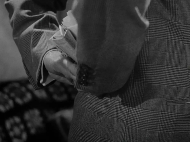 《辣手摧花》：隐晦又循序渐进的悬疑电影