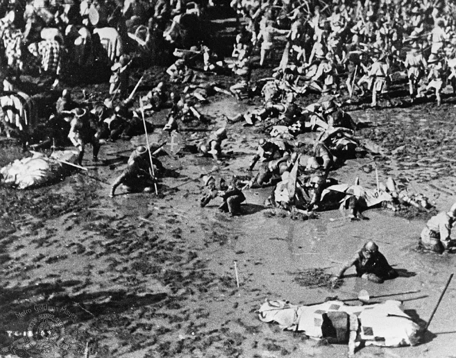 《亨利五世》:剧场与摄影棚的结合 《亨利五世》:剧场与摄影棚的结合