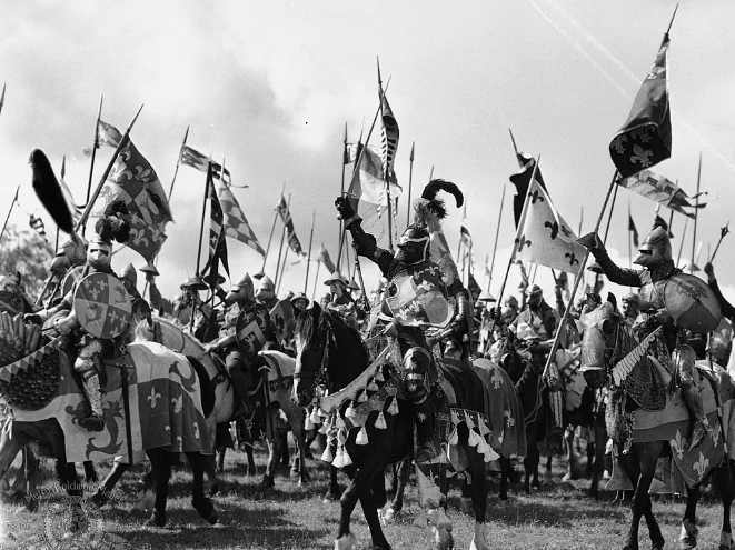 《亨利五世》:剧场与摄影棚的结合 《亨利五世》:剧场与摄影棚的结合