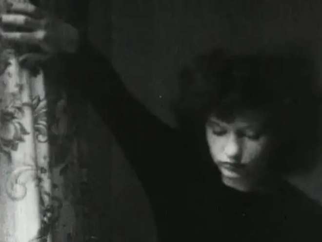 《午后的迷惘》：实验电影所展现的女性梦境