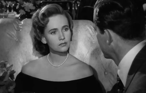 《黄金时代》：战争后的宁静与创伤