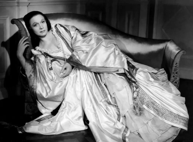 《天堂的孩子》：三个男人因爱发生的故事