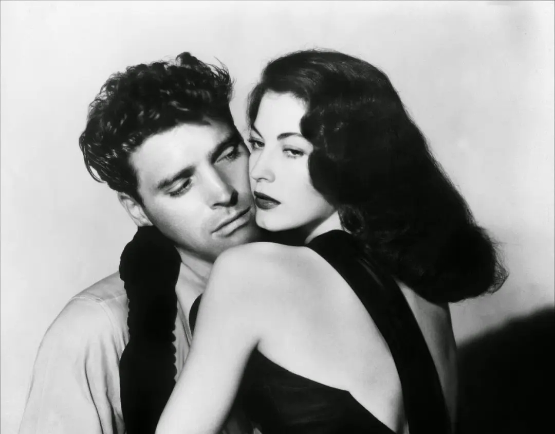 黑色电影的典范：《杀人者》