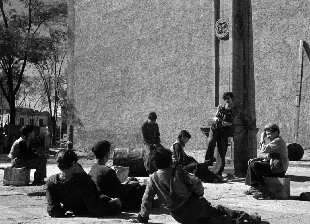 一部超现实主义的影片：《被遗忘的人》