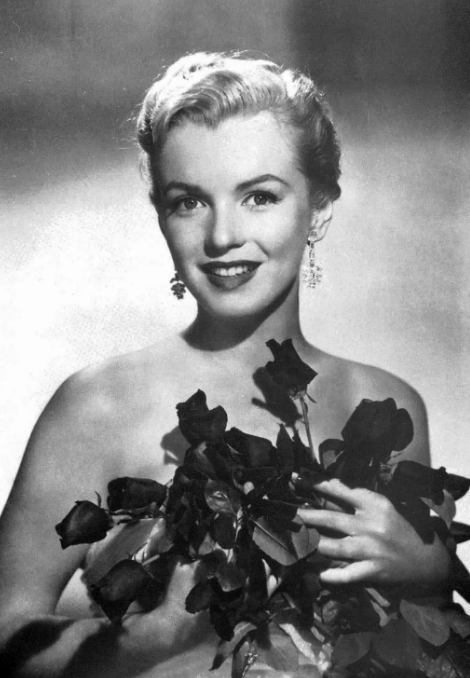 《彗星美人》:美国经典女性影片 《彗星美人》:美国经典女性影片