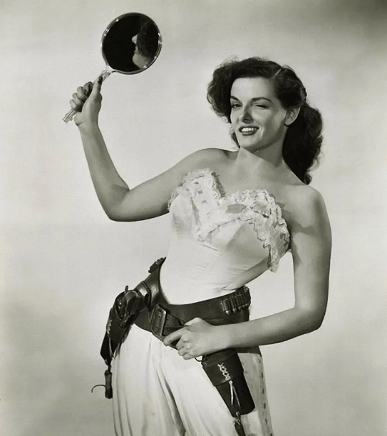 《脂粉双枪侠》：趋于现代的喜剧作品