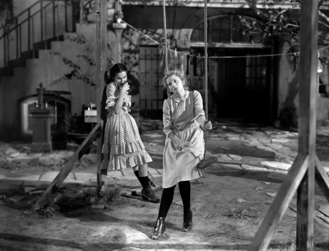 《一个陌生女人的来信》：琼芳登最杰出的作品