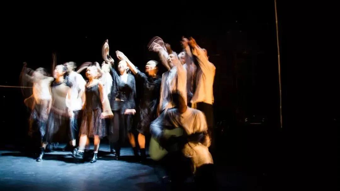 2022话剧《我爱XXX》与《年轻的野兽》南京站剧情简介/票价/时间