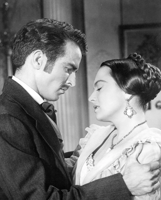 《千金小姐》:女继承人继承的不只是金钱 《千金小姐》:女继承人继承的不只是金钱