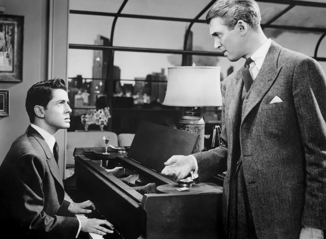 《夺魂索》：简单的谋杀艺术