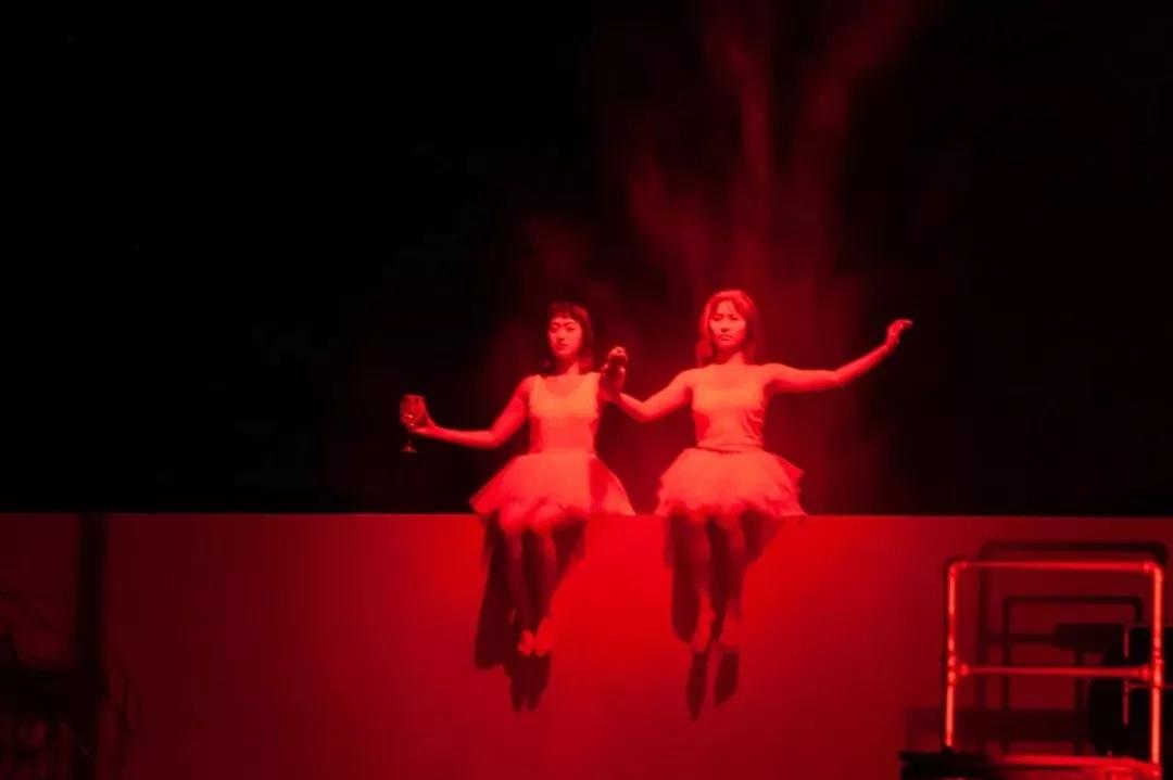 2022话剧《我爱XXX》与《年轻的野兽》南京站剧情简介/票价/时间