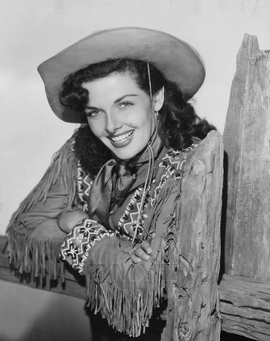 《脂粉双枪侠》：趋于现代的喜剧作品