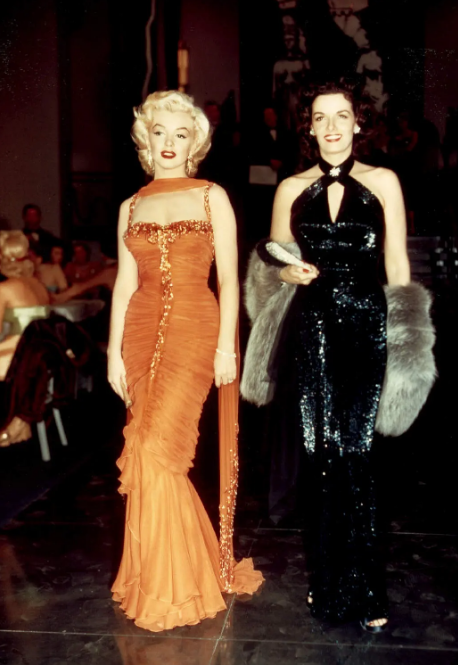 《绅士爱美人》：要钻石还是要自我