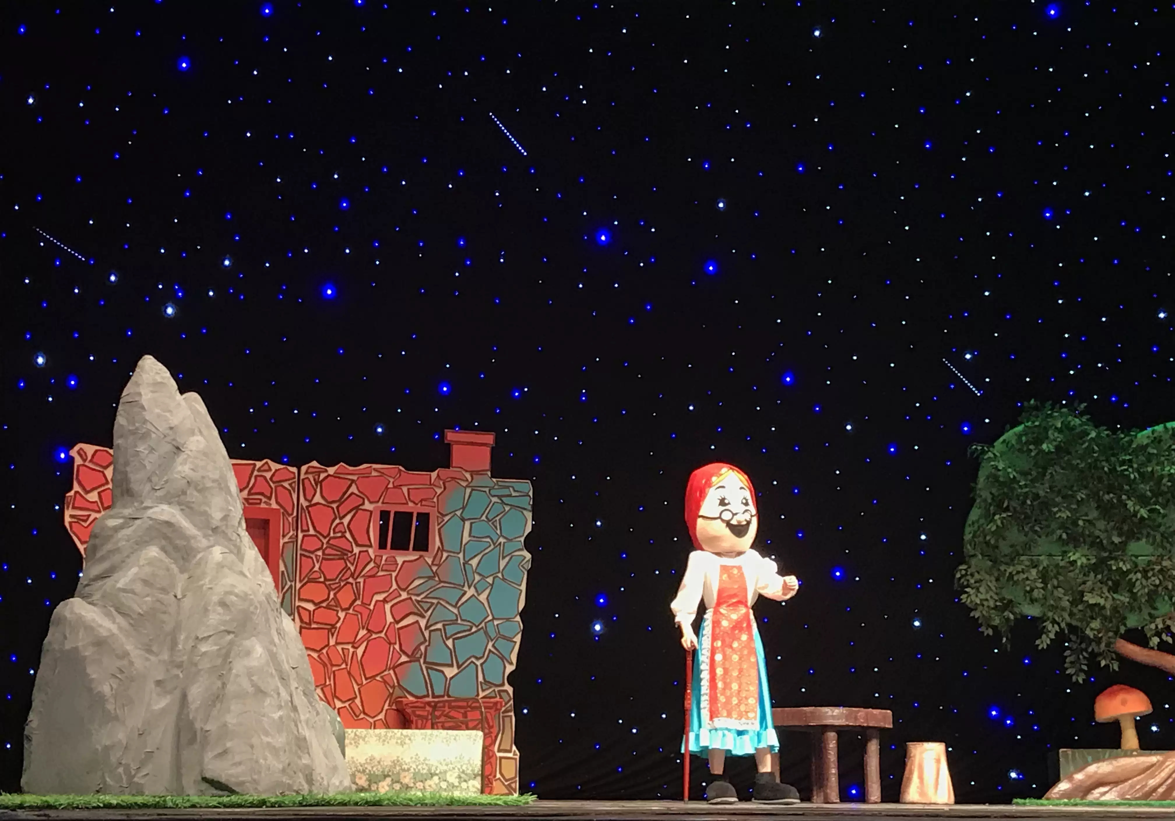 2022北京童艺荣誉出品—大型童话剧《小红帽》-北京站