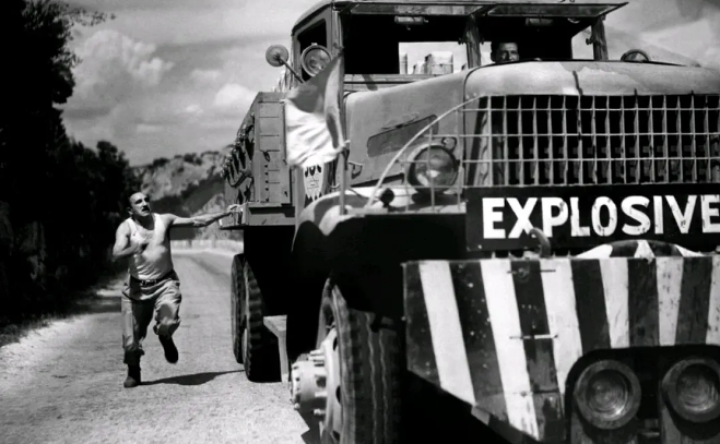 《恐惧的代价》：每一帧都具备恐惧氛围