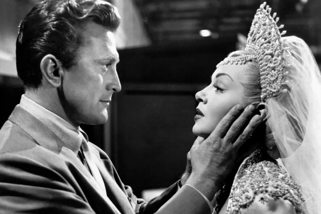 《玉女奇遇》：以旁观者视角勾勒角色