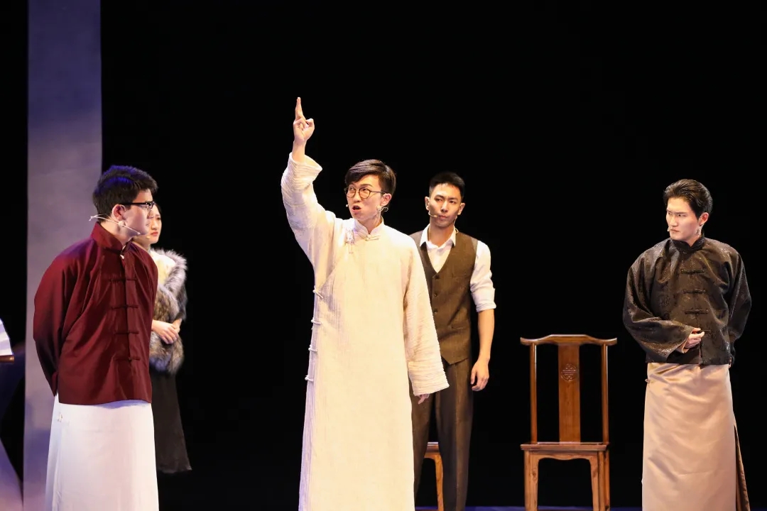 黑色喜剧《大师》杭州站详情信息、门票购买