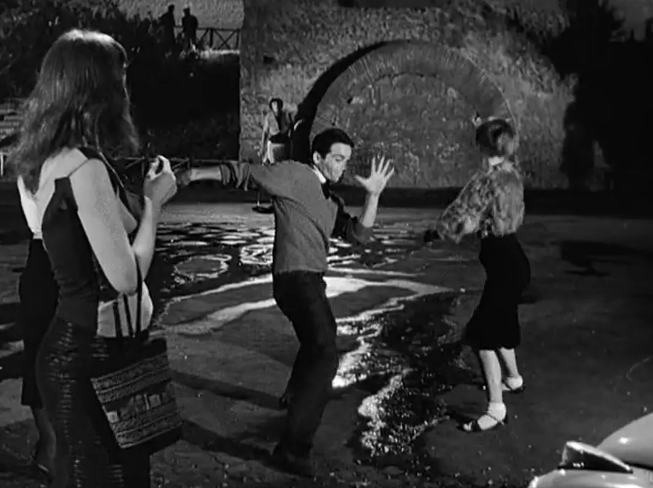 《卡比利亚之夜》:新现实主义历程的终结 《卡比利亚之夜》:新现实主义历程的终结