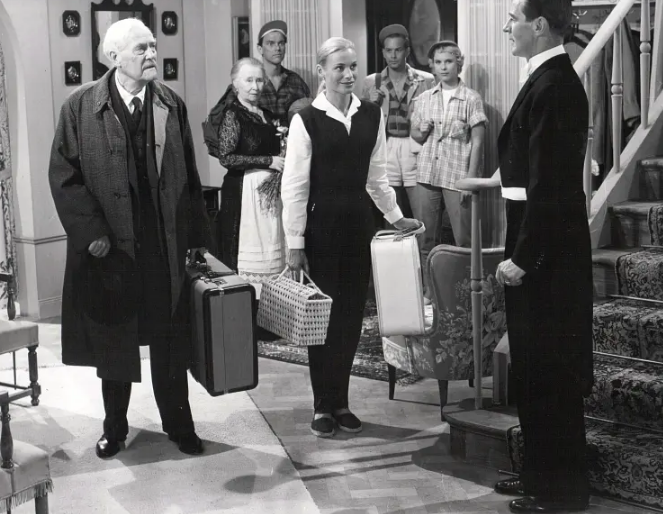 《野草莓》:伯格曼的艺术巅峰之作 《野草莓》:伯格曼的艺术巅峰之作