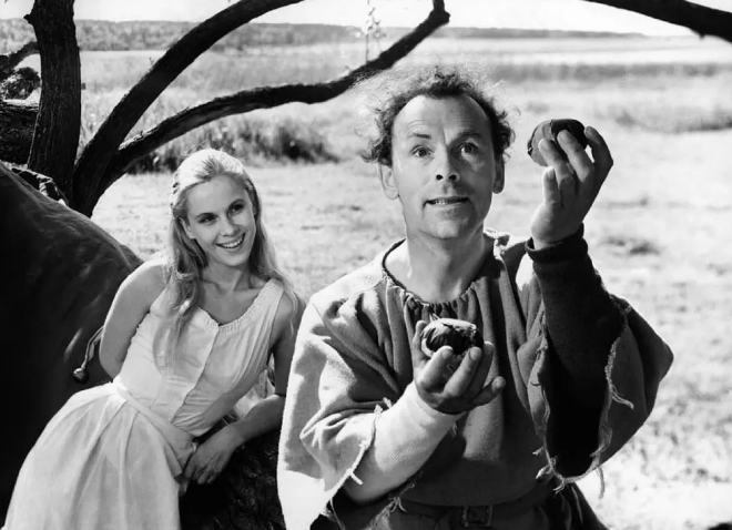 《第七封印》：和死神下象棋的骑士