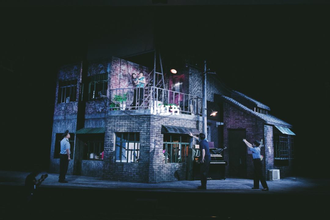 2022悬疑剧《深渊》成都站门票预订及演出详情