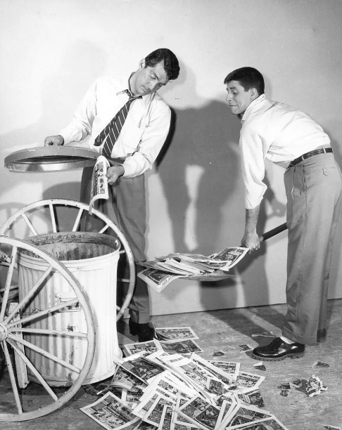 《艺术家和模特》：美国经典歌舞片之一