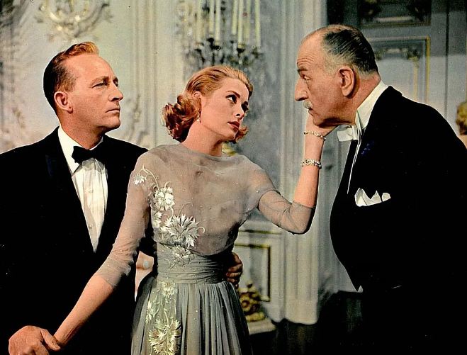 《上流社会》：歌舞片版的费城故事