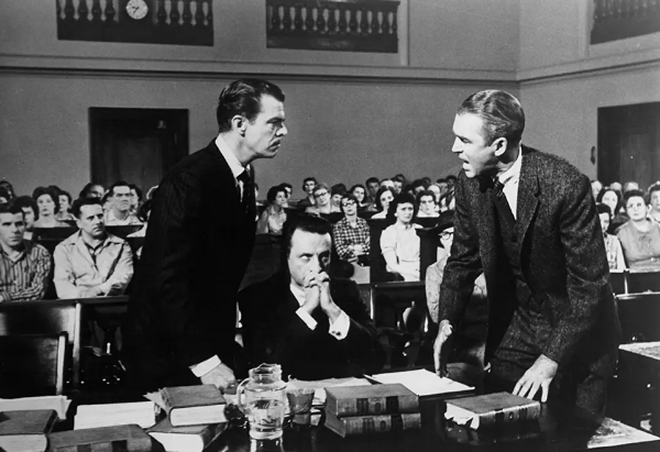 《桃色血案》：十分特别的法律影片