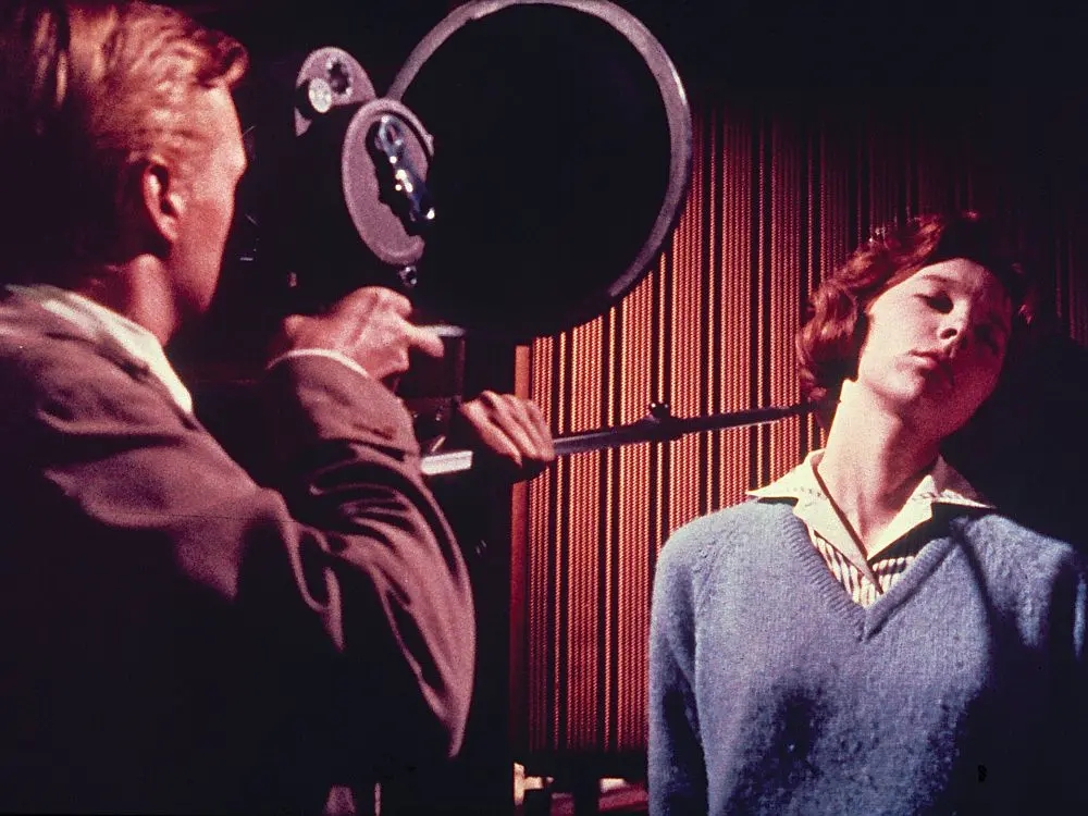 典型的老派惊悚片:《偷窥狂》 典型的老派惊悚片:《偷窥狂》