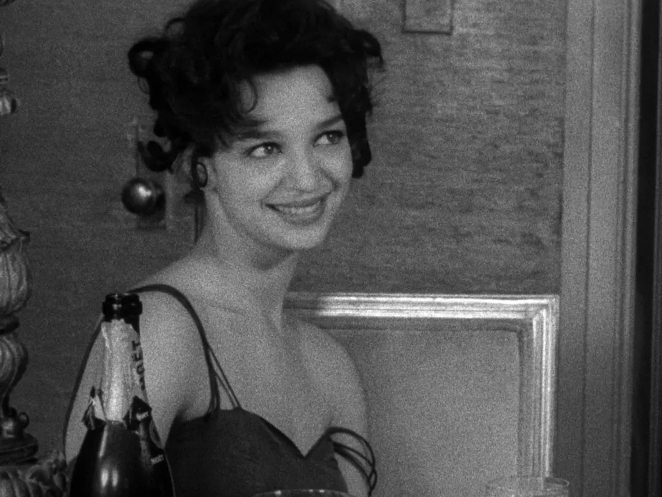 《影子》：无因的反叛与身份认同