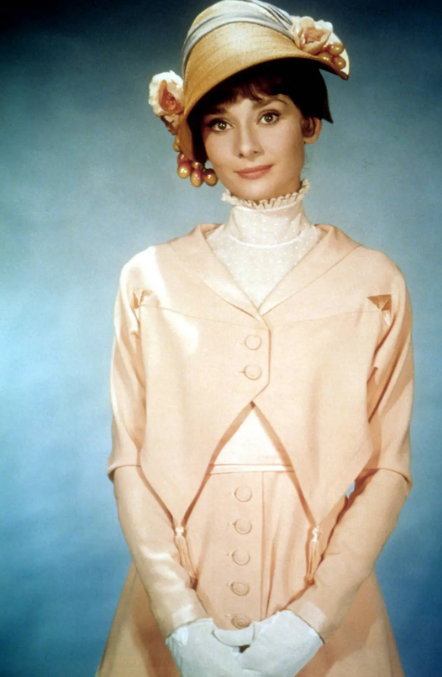 《窈窕淑女》：现代版灰姑娘的故事