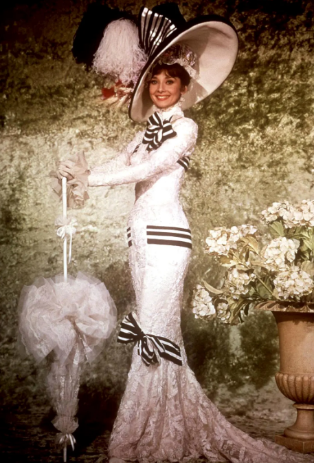 《窈窕淑女》：现代版灰姑娘的故事