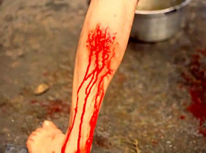 《世界残酷秘史》:猎奇类摆拍纪录片 《世界残酷秘史》:猎奇类摆拍纪录片