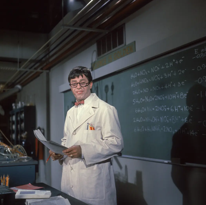 《疯狂教授》：故事性大于喜剧性