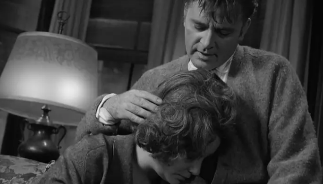 《灵欲春宵》:幻觉破灭的生活 《灵欲春宵》:幻觉破灭的生活