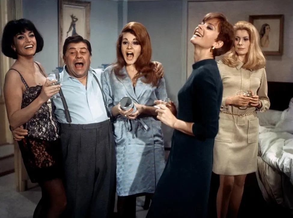 梦境与现实交错的双重欲望：《白昼美人》