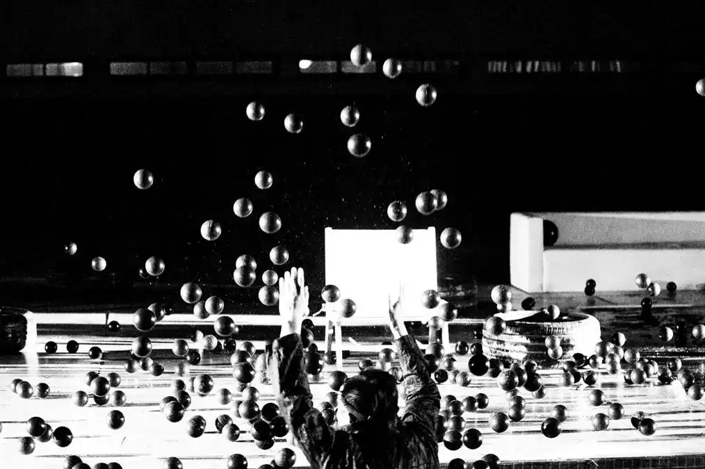 2022孟京辉戏剧作品《伤心咖啡馆之歌》-武汉站 2022孟京辉戏剧作品《伤心咖啡馆之歌》-武汉站