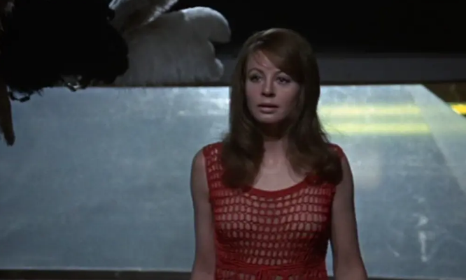 《放大》:模糊现实与幻象间的界限 《放大》:模糊现实与幻象间的界限