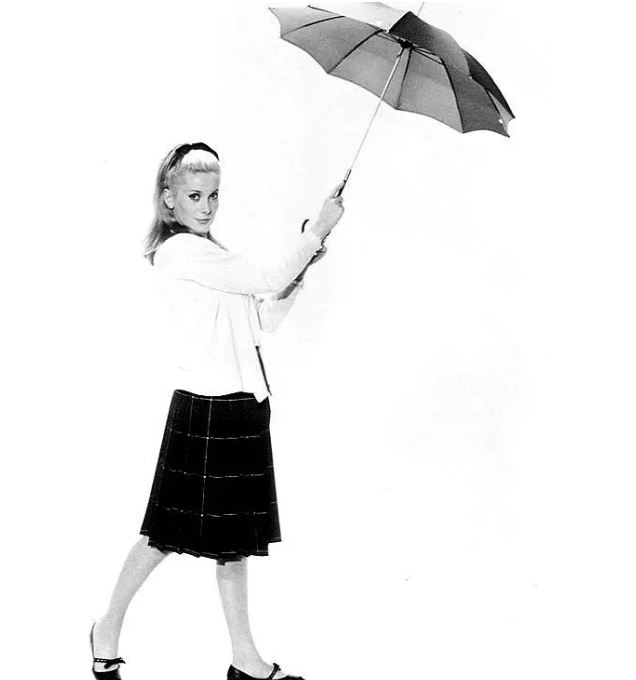 《瑟堡的雨伞》:一代法国人的甜美回忆 《瑟堡的雨伞》:一代法国人的甜美回忆