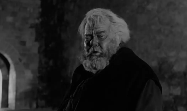 《午夜钟声》：时代终结的悲歌