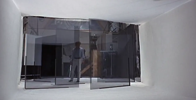 《放大》:模糊现实与幻象间的界限 《放大》:模糊现实与幻象间的界限