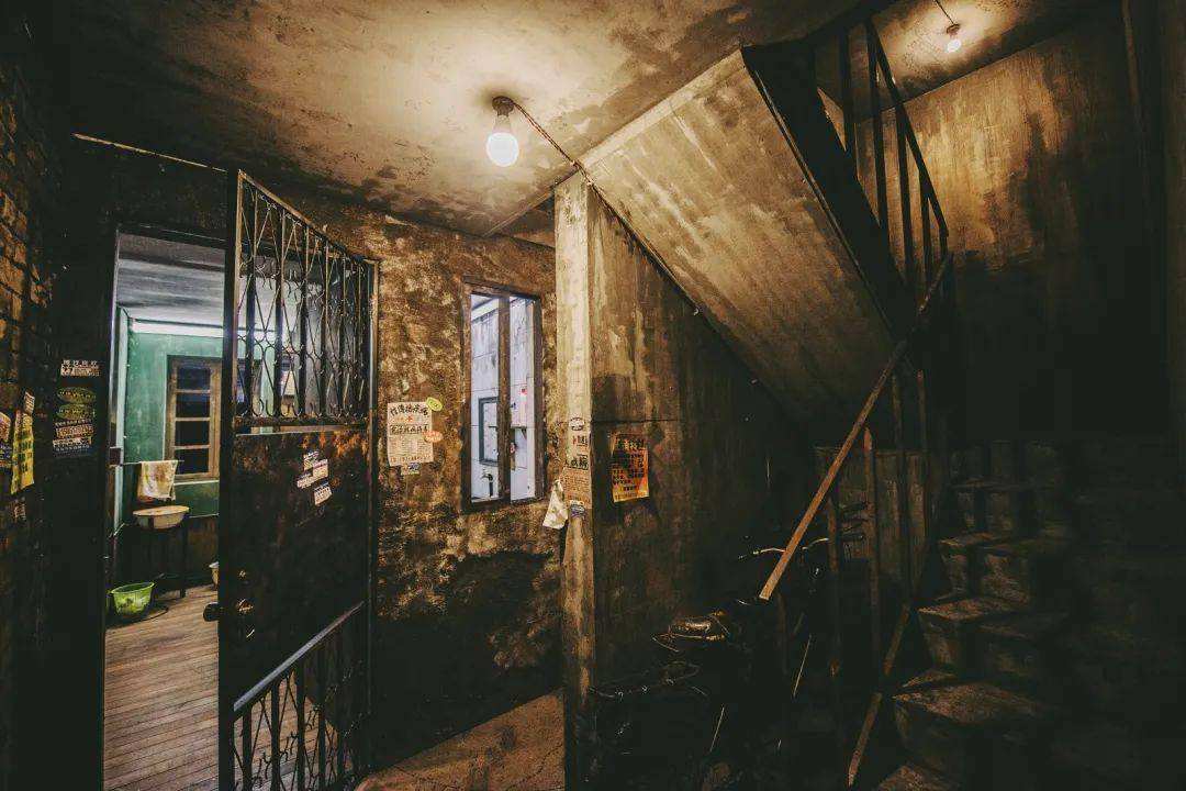 2022悬疑剧《深渊》重庆站门票、时间、地点、剧情介绍