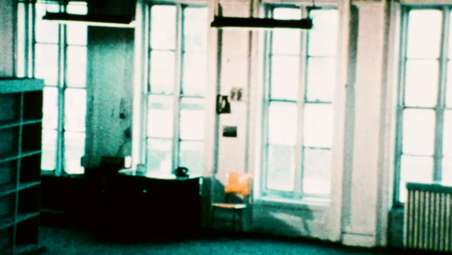 《波长》:形式悬疑取代故事悬疑 《波长》:形式悬疑取代故事悬疑